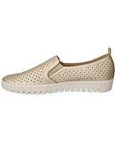 Easy Street Women's Fresh Slip On Sneakers