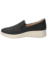 Easy Street Women's Ying Comfort Slip-On Flats