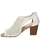 Easy Street Women's Amiri Block Heel Sandals