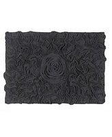 Home Weavers Modesto Bath Rug