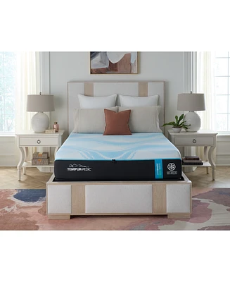 Tempur-Pedic LuxeBreeze 13" Medium Hybrid Cooling Mattress- Queen