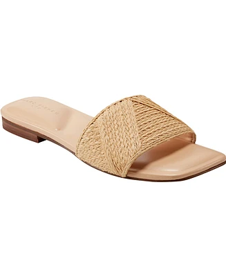 Marc Fisher Ltd Women's Murphy Square Toe Flat Sandals