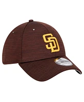 New Era Men's Brown San Diego Padres Tech 39THIRTY Flex Hat