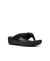 Clarks Cloudsteppers Women's Breeze Rae Erin Slip-On Flat Sandals