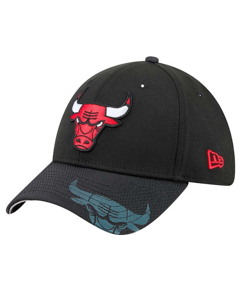 New Era Men's Black Chicago Bulls Sport Night Visor Hit 39THIRTY Flex Hat