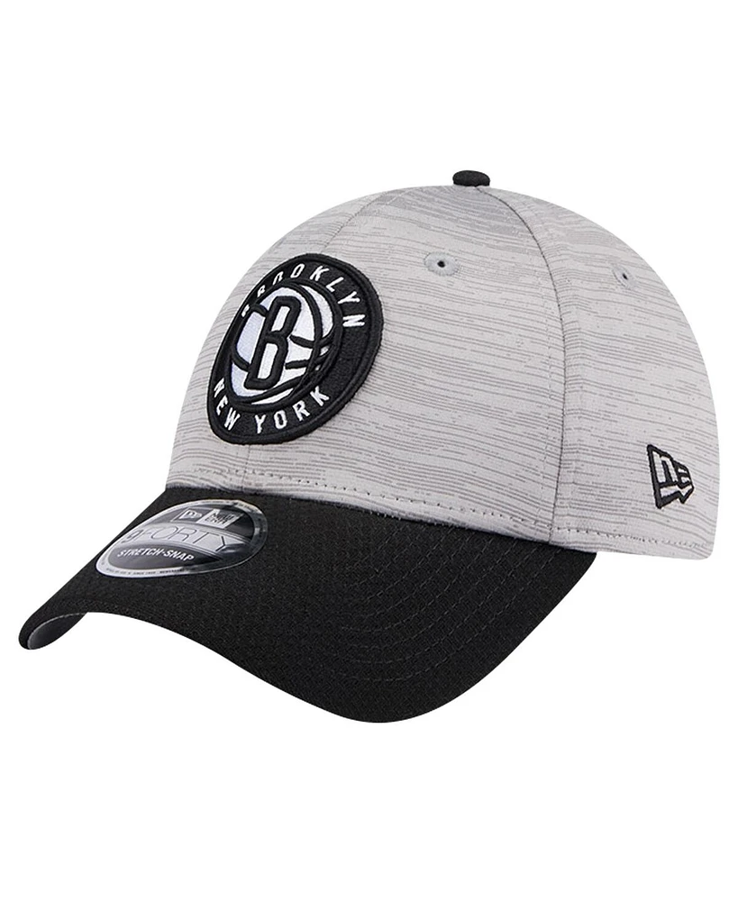 New Era Men's Heather Gray/Black Brooklyn Nets Active Digi-Tech Two-Tone 9FORTY Adjustable Hat