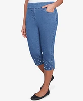 Alfred Dunner Petite Flower Power Detailed Denim Capri Pants