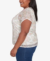 Hearts Of Palm Plus Spring Forward Short Sleeve Textured Top