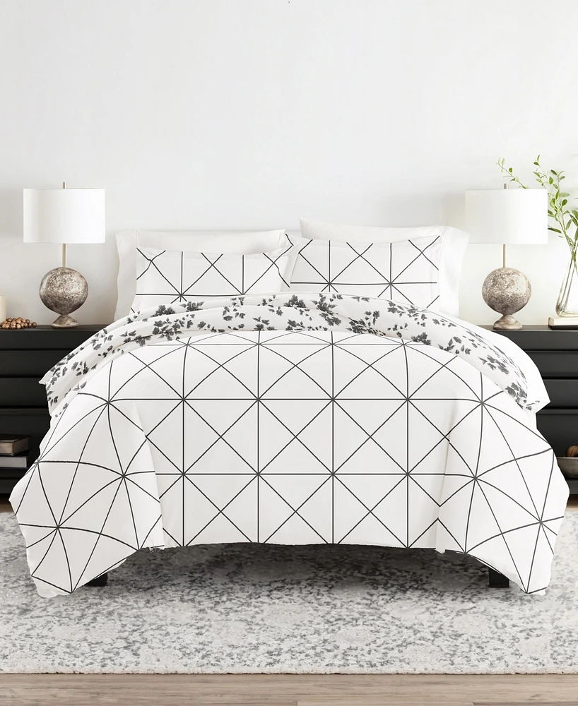 ienjoy Home Ultra Soft Edgy Flowers 3-Pc. Reversible Duvet Cover Set, Full/Queen