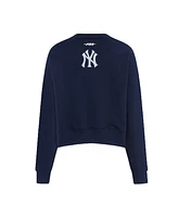 Pro Standard Women's Navy New York Yankees Game Day Classics Crewneck Pullover Sweatshirt