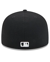 New Era Men's Athletics 2025 Mlb Clubhouse 59FIFTY Fitted Hat