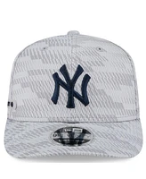 New Era Men's Gray New York Yankees 2025 Mlb Clubhouse 9FORTY M-Crown Adjustable Hat