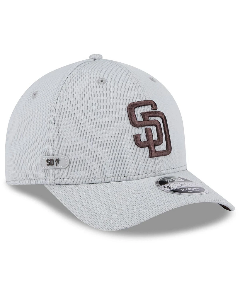 New Era Men's Gray San Diego Padres 2025 Mlb Clubhouse 9FORTY M-Crown Adjustable Hat