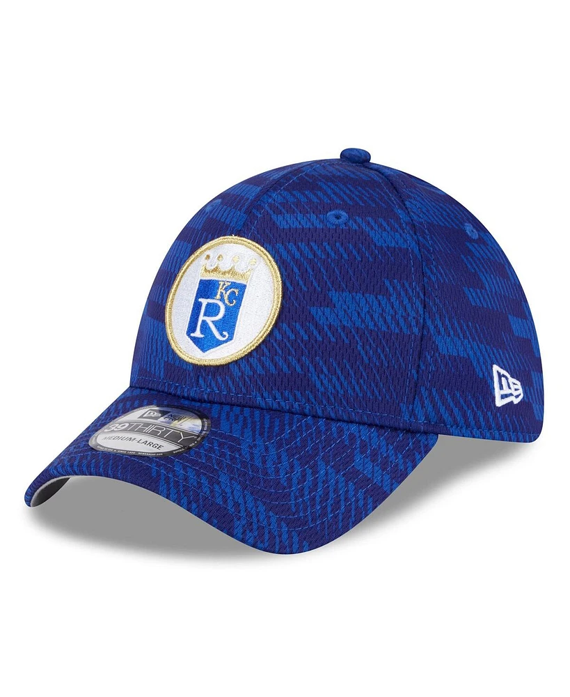 New Era Men's Royal Kansas City Royals 2025 Mlb Clubhouse 39THIRTY Flex Hat