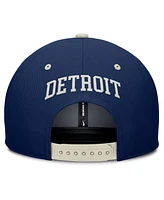 Nike Men's Navy/Cream Detroit Tigers Pro Performance Snapback Hat