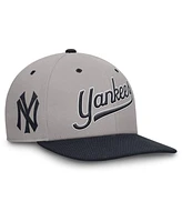 Nike Men's Gray/Navy New York Yankees Cooperstown Collection Pro Performance Snapback Hat