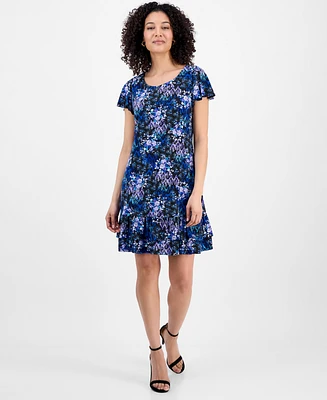 Connected Petite Printed Scoop-Neck Flutter-Sleeve Shift Dress