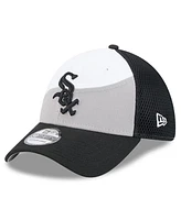 New Era Men's Gray/Black Chicago White Sox 2025 Spring Training 39THIRTY Flex Hat