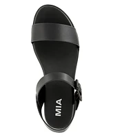 Mia Women's Kayci Platform Round Toe Sandals