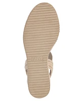 Mia Women's Brittni Round Toe Wedge Sandals