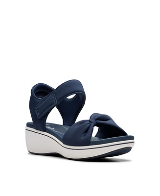 Clarks Cloudsteppers Women's Breeze Rae Sara Riptape Flat Sandals