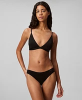 Calvin Klein Women's Form To Body Lightly Lined Triangle Bralette QF6758