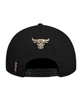 Pro Standard Men's Black Chicago Bulls Metallic Logo Pinch Front Adjustable Hat