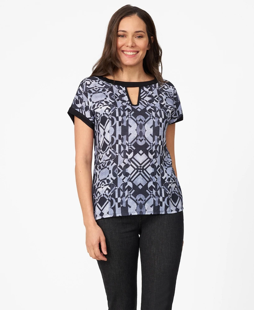 Cable & Gauge Women's Keyhole Crewneck T-Shirt