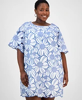 Sandra Darren Plus Embroidered Floral Shift Dress