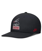 Nike Men's Navy Chicago White Sox Pro Performance Snapback Hat