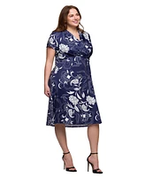 24seven Comfort Apparel Plus Size Print Short Sleeve Knee Length V-Neck Wrap Dress