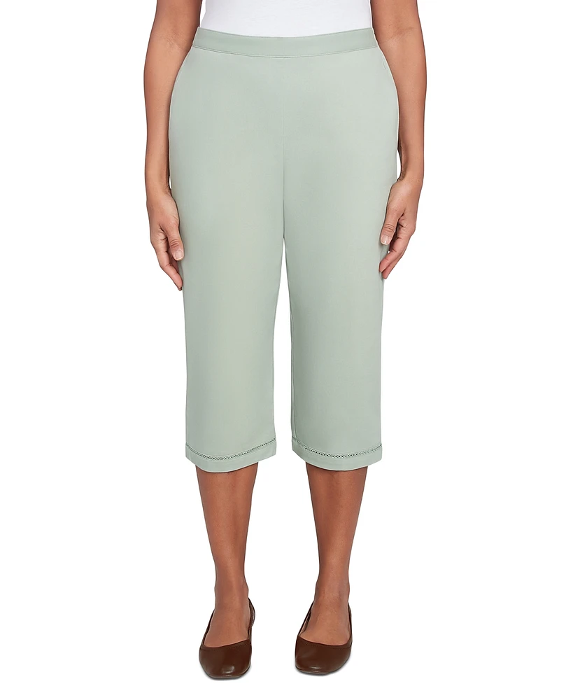 Alfred Dunner Petite Santa Fe Relaxed Crochet Hem Capri