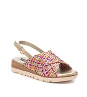 Women's Criss Cross Flat Sandals By Xti