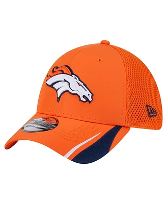 New Era Men's Orange Denver Broncos Game Day Linear 39THIRTY Flex Hat
