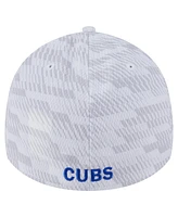 New Era Men's White Chicago Cubs Graded 39THIRTY Stretch Fit Hat