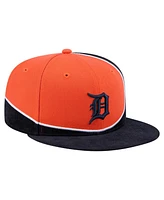 New Era Men's Navy/Orange Detroit Tigers Retro Split Corduroy Snapback Hat