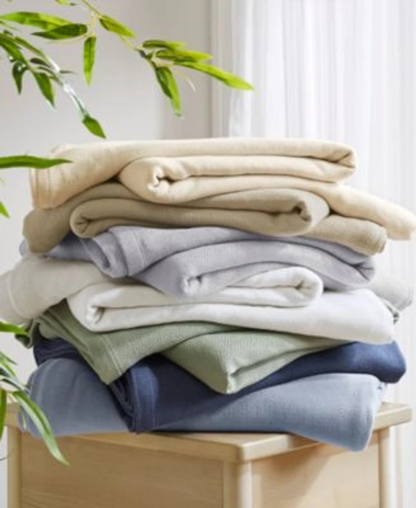 Madison Park Lightweight Breathable Blanket