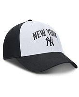 Nike Men's White/Navy New York Yankees Club Performance Adjustable Hat