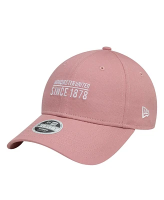 New Era Women's Pink Manchester United Seasonal 9FORTY Adjustable Hat
