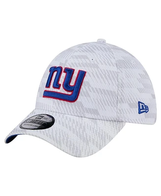 New Era Men's White York Giants Gameday Graded 39THIRTY Flex Hat