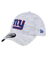 New Era Men's White York Giants Gameday Graded 39THIRTY Flex Hat