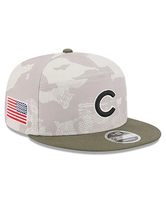 New Era Men's Light Beige/Olive Chicago Cubs 2025 Armed Forces Day Split Panel 9FIFTY Snapback Hat