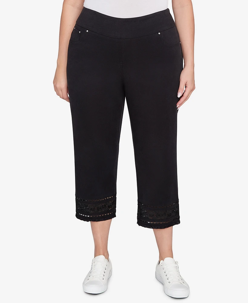 Ruby Rd. Plus Lotus Lace Soft Denim Capri Pants