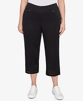 Ruby Rd. Plus Lotus Lace Soft Denim Capri Pants