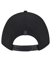 New Era Men's Black Chicago Blackhawks Game Day Stealth Flag 9FORTY A-Frame Adjustable Hat