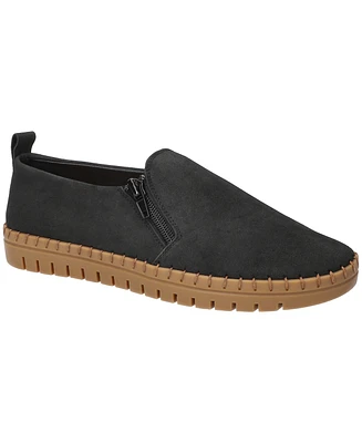 Easy Street Women's Astoria Zip-Up Flats