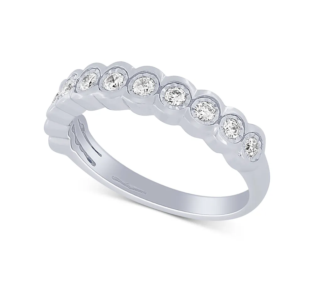 Diamond Scalloped Band (1/5 ct. t.w.) in 10k White Gold