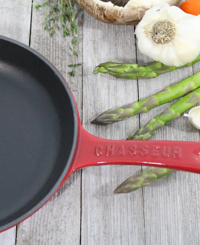 Chasseur French Enameled Cast Iron 7 Wok with Glass Lid - Red