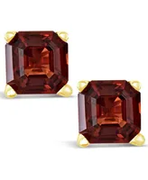 Garnet (2-1/2 ct. t.w.) Stud Earrings 14K Yellow Gold (Also Peridot & Citrine)