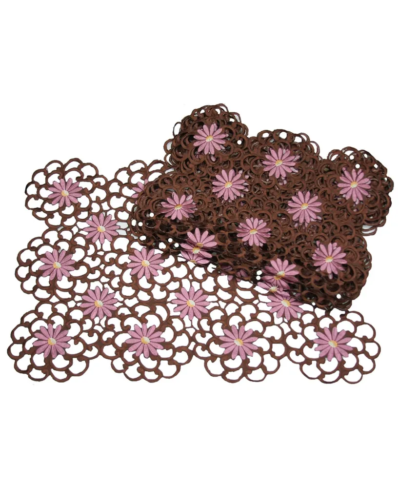 Xia Home Fashions Daisy Splendor Placemat - Set of 4, 20" x 14"